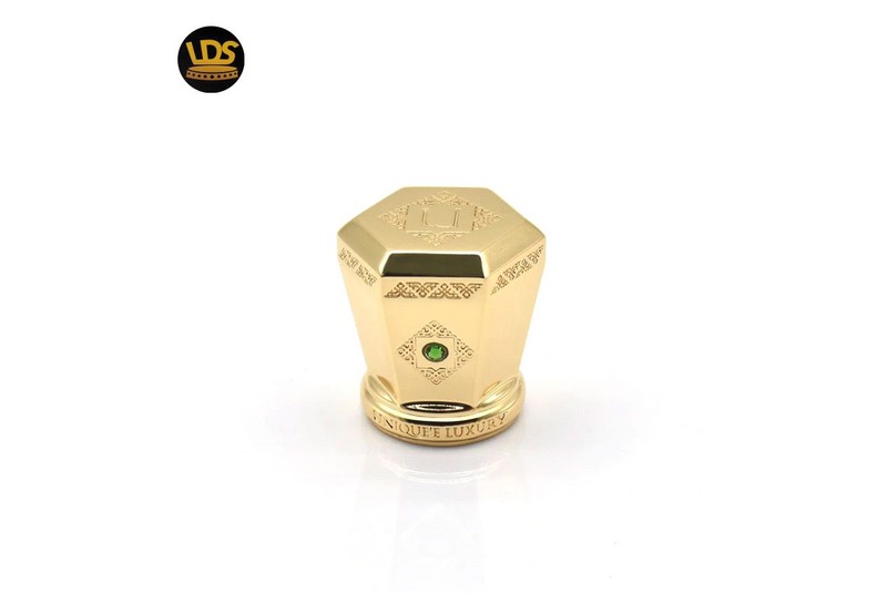 Customized-Crystal-Zamac-Cap