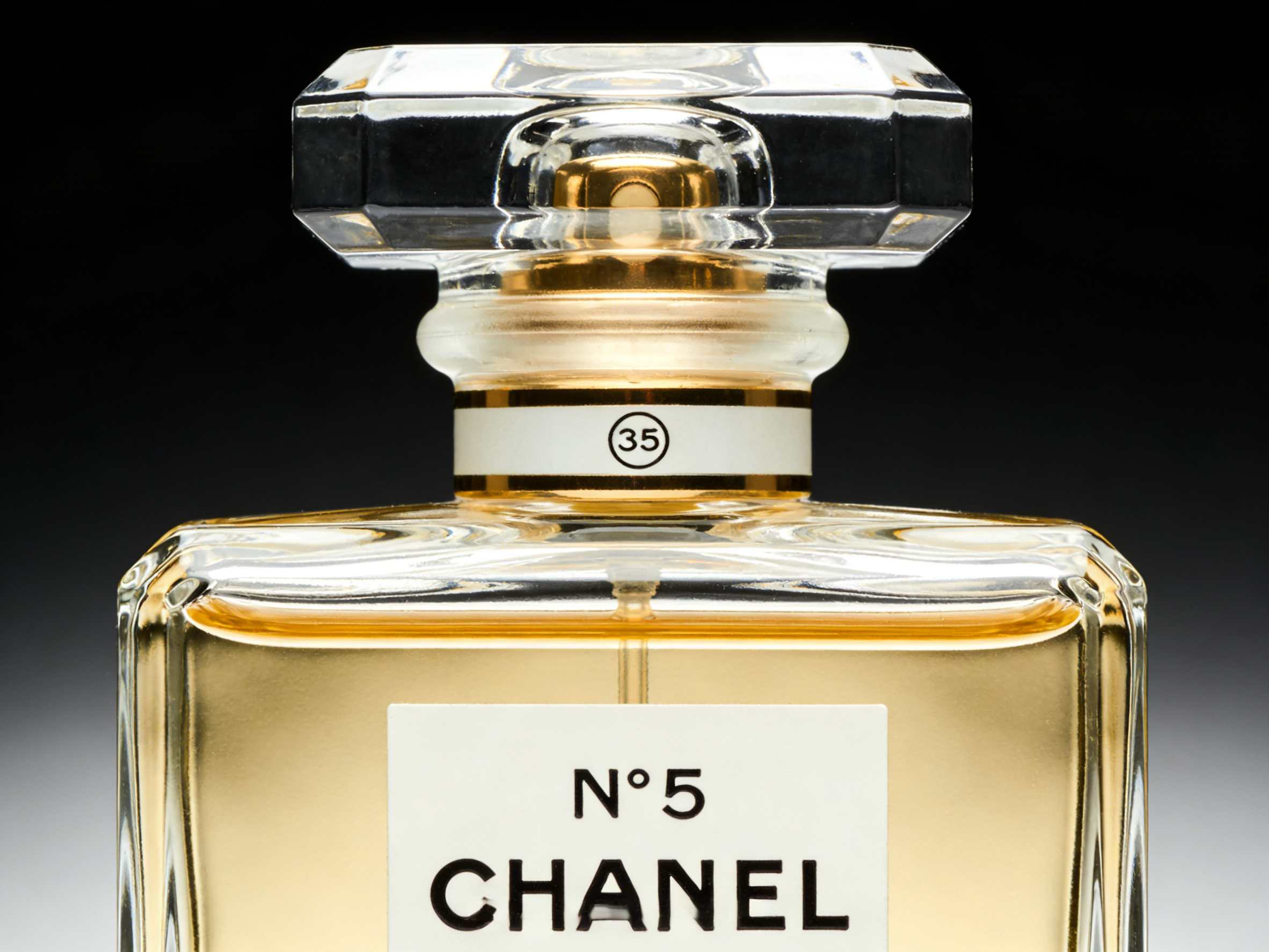 The Chanel N°5 Emerald Diamond Cut Cap
